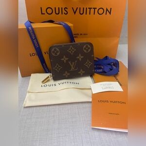 Louis Vuitton Monogram Zippy Coin Purse Wallet